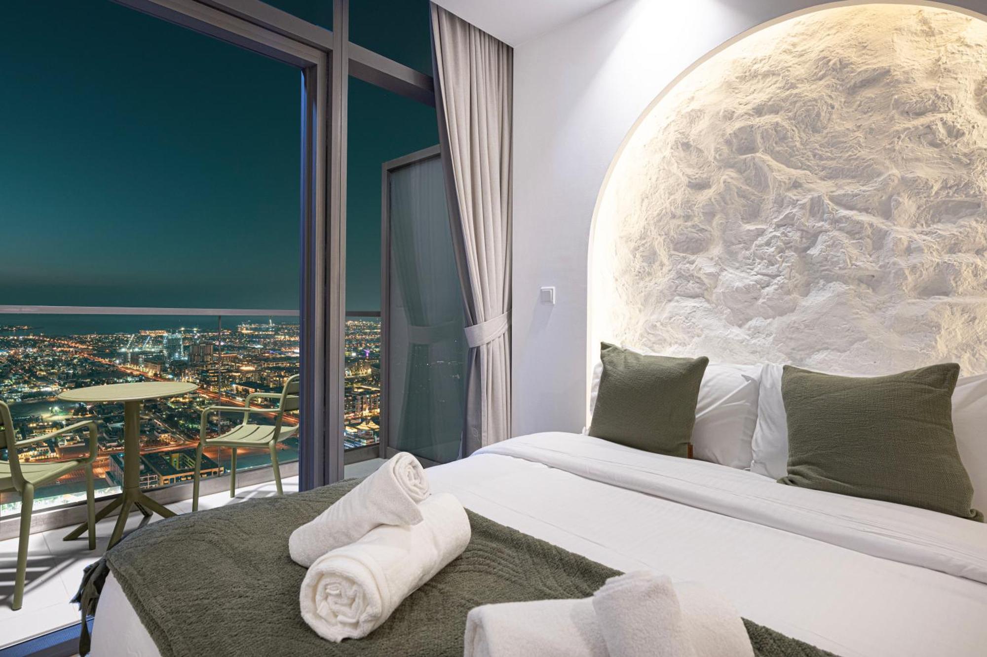 3br In Paramount With Panoramic Infinity Pool