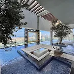 3Br In Paramount With Panoramic Infinity Pool