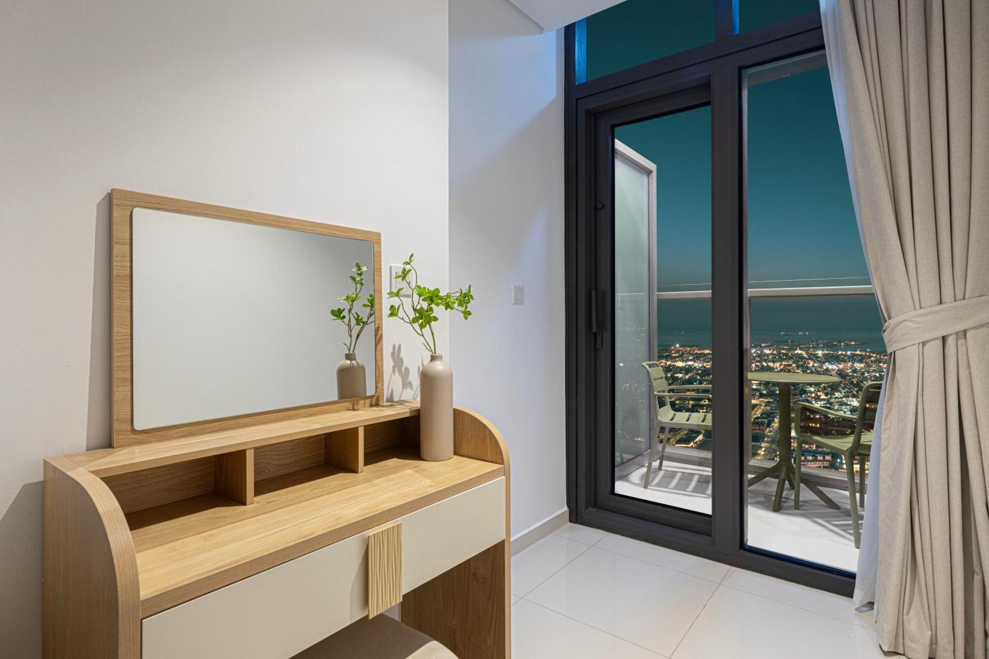 Apartment 3br In Paramount With Panoramic Infinity Pool *