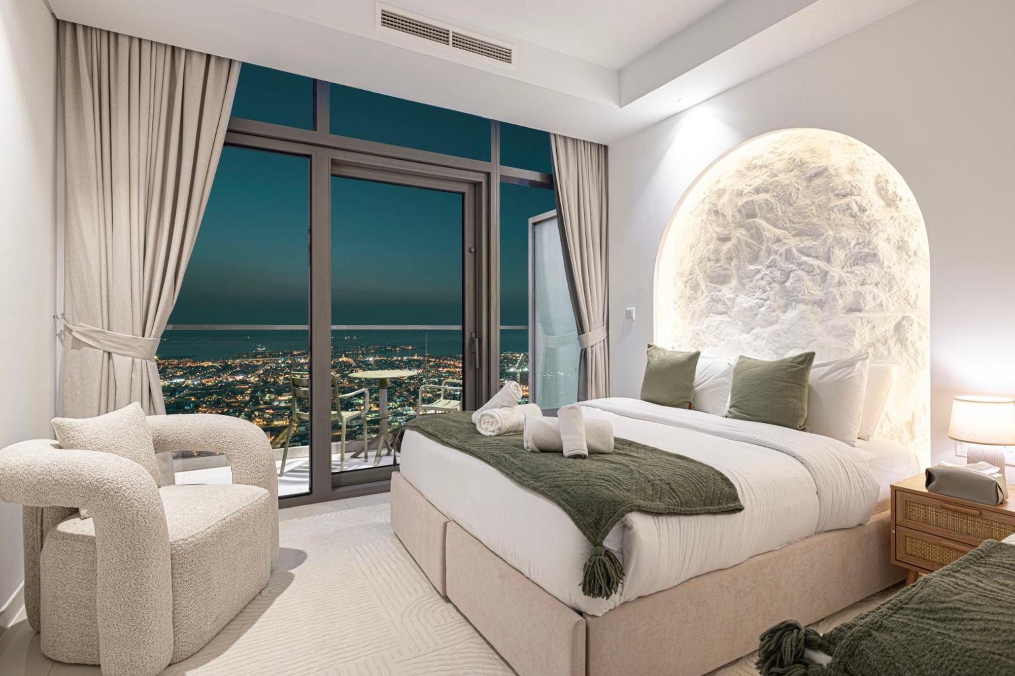 3br In Paramount With Panoramic Infinity Pool *
