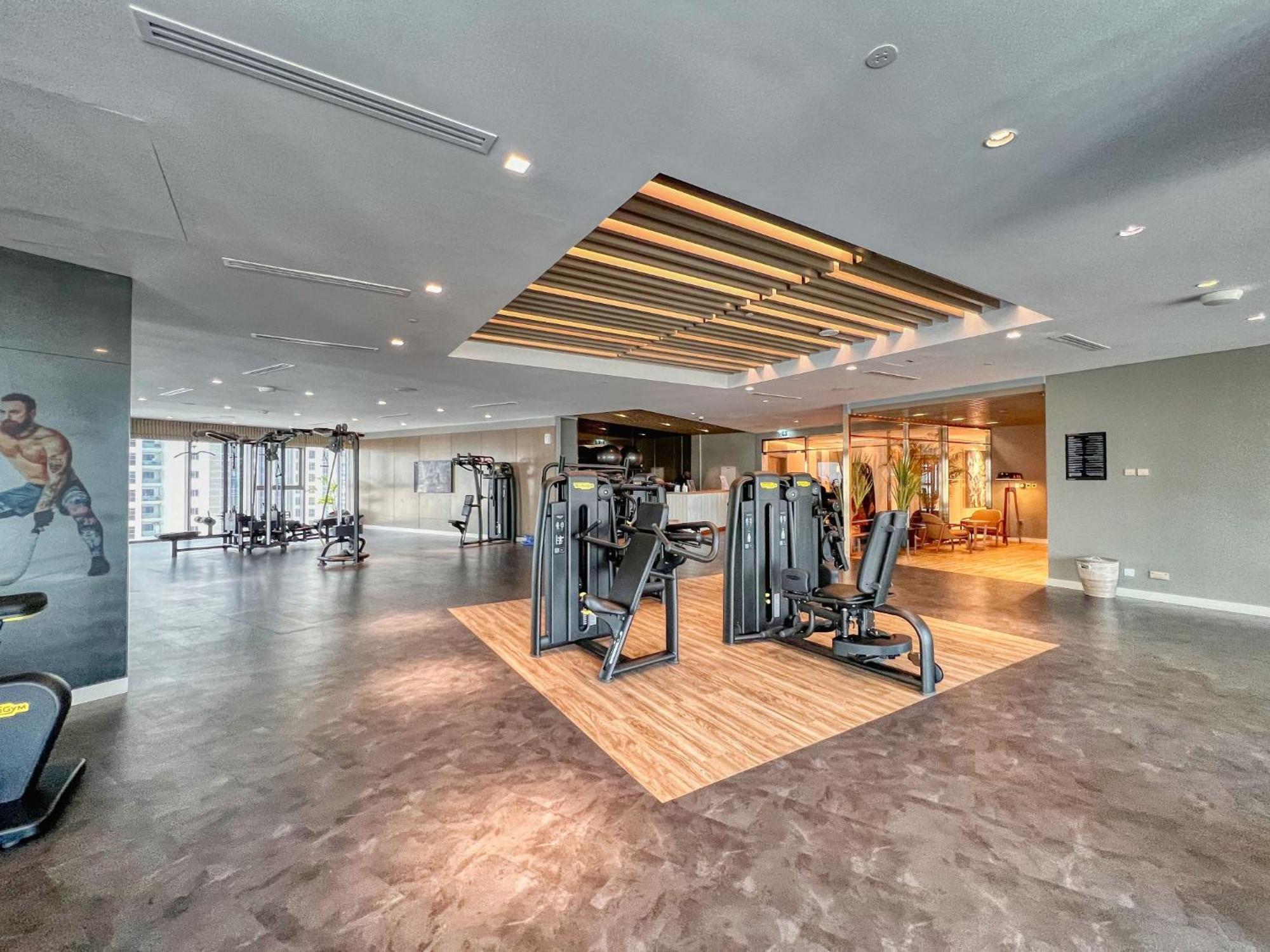 3br In Paramount With Panoramic Infinity Pool